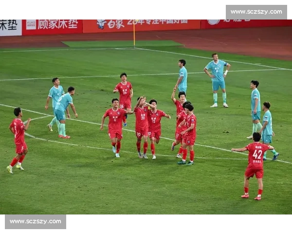 3.1 万球迷见证!盐城主场大捷,苏超榜首之争白热化 3.1 万球迷见证!盐城主场大捷,苏超榜首之争白热化